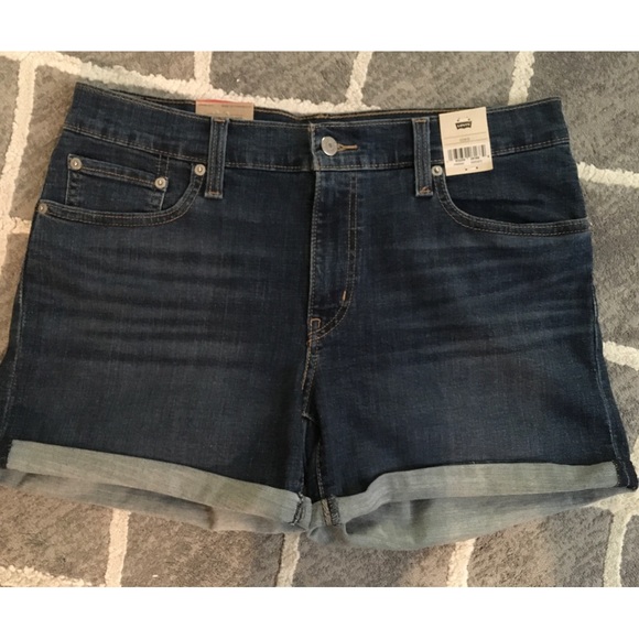 NEW Levi’s Denim Shorts - Picture 1 of 7